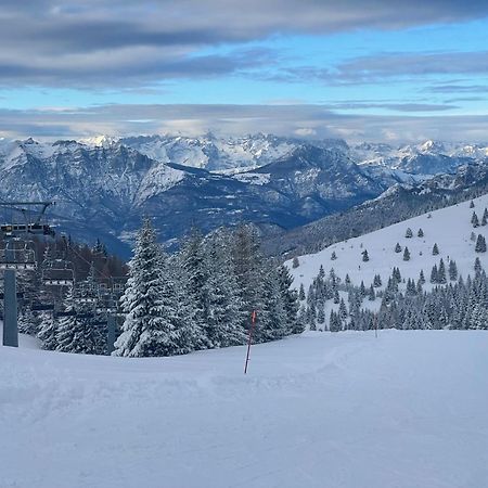 Cielo E Terra Chalet Zencheri Con Vista Panoramica Piazza  Bagian luar foto